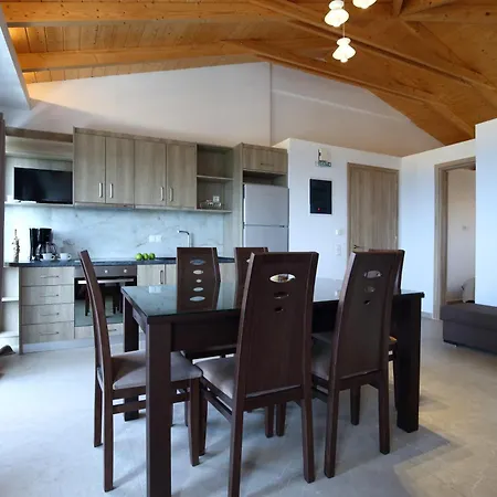 Sea View Apartment Tsoukaladhes