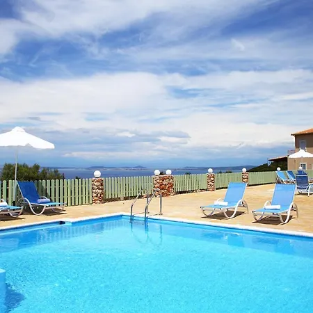 Sea View * Tsoukaladhes