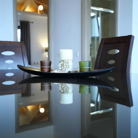 Sea View Apartment Tsoukaladhes