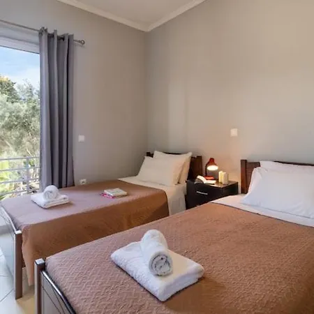 Sea View Apartment *