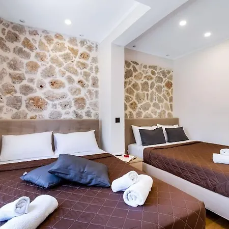 Sea View Apartment *